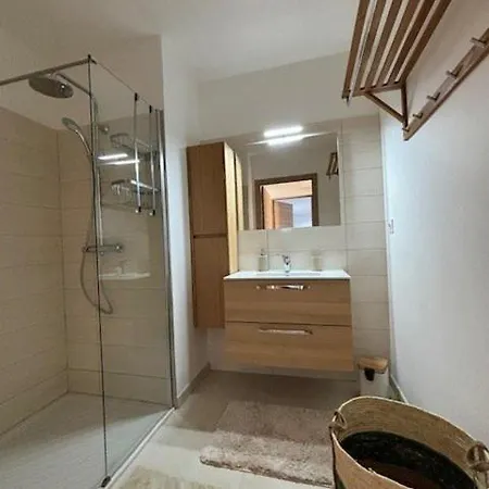 Lejlighed Charmant T3 Avec Piscine